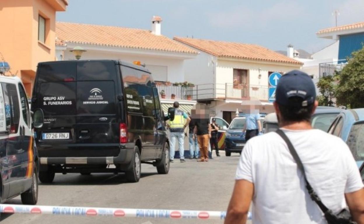 La autopsia determina que el parricida de Puerto de la Torre acabó con la vida de su madre de único disparo en la cabeza