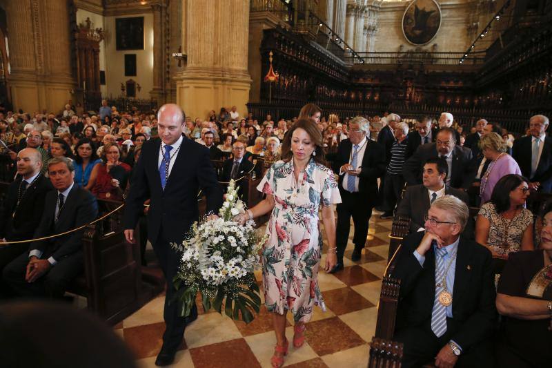 Los malagueños arropan a la Patrona en la misa en la Catedral de Málaga