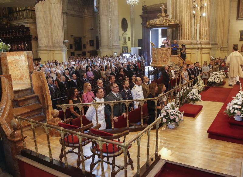 Los malagueños arropan a la Patrona en la misa en la Catedral de Málaga