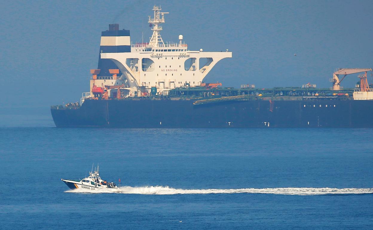 El 'Adrian Darya' en las aguas de Gibraltar. 