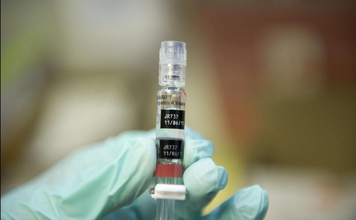 Condenado a indemnizar con 10.000 euros a su exnovia por contagiarle la hepatitis B