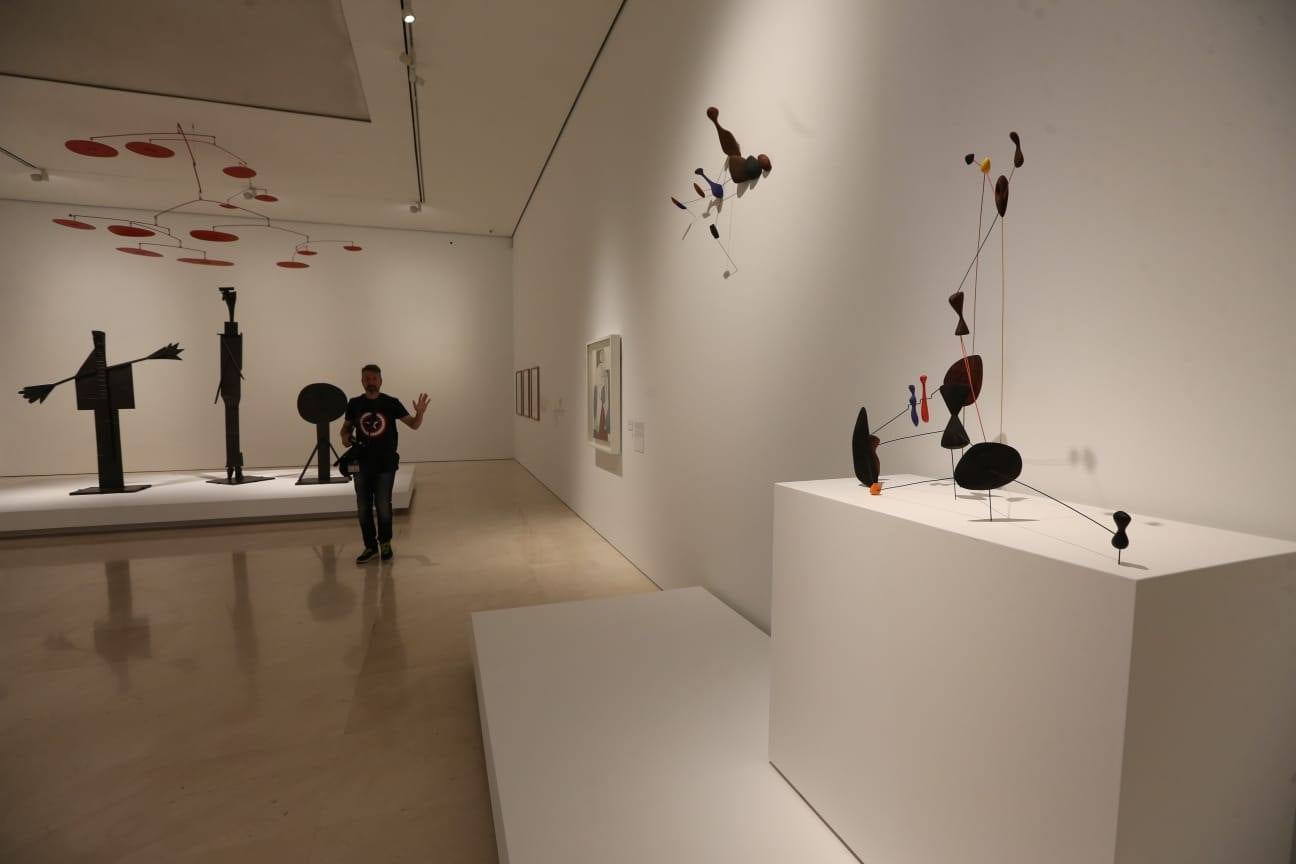 El Museo Picasso de Málaga explora en su nueva exposición temporal, 'Calder-Picasso', los vínculos creativos entre el norteamericano Alexander Calder y el malagueño Pablo Picasso, a través de más de un centenar de obras