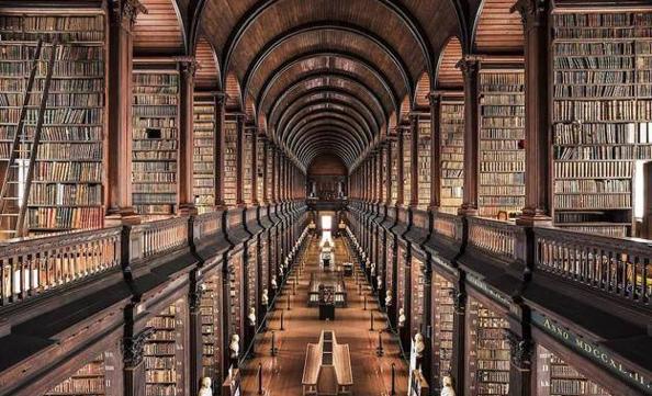 Trinity College Library, Dublin, 1732.