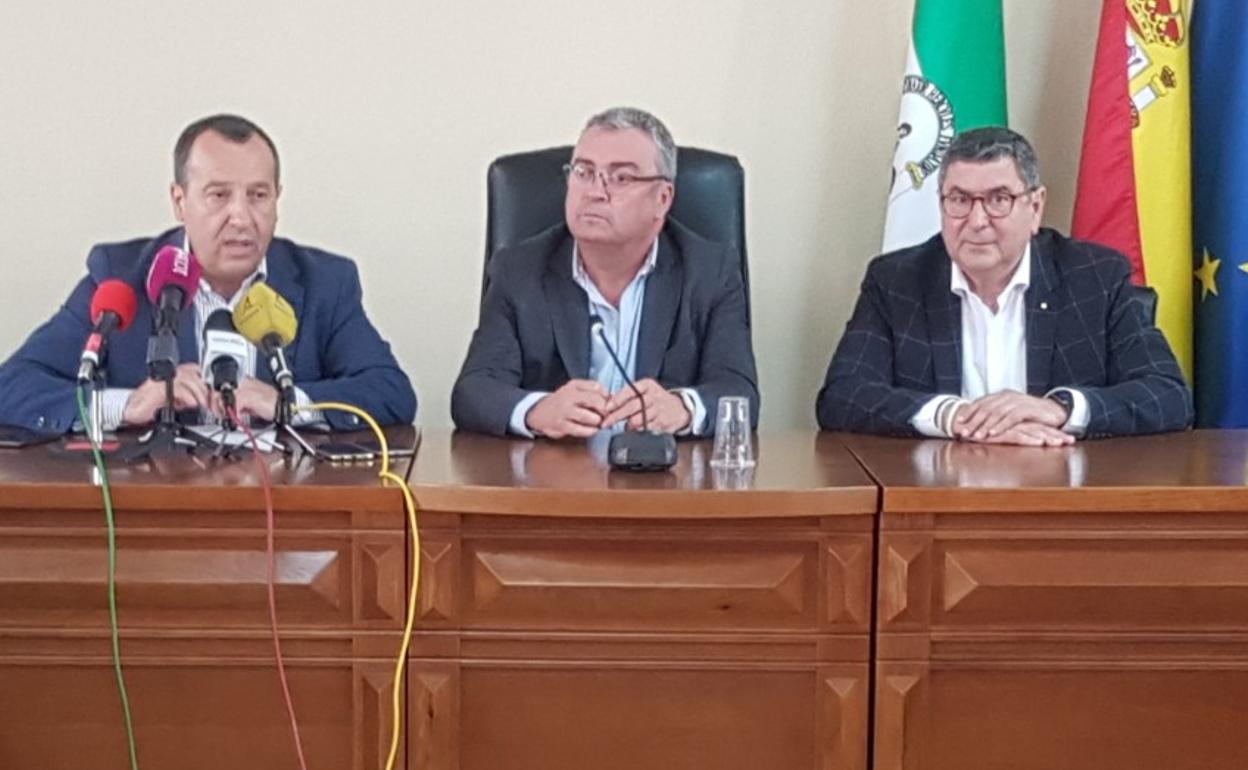 José Luis Ruiz Espejo, José Juan Jiménez y Antonio Moreno, hoy en la Mancomunidad oriental 