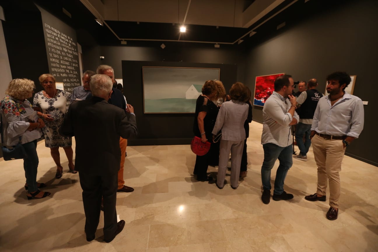 La Sala Italcable abrió sus puertas a esta su primera muestra pictórica