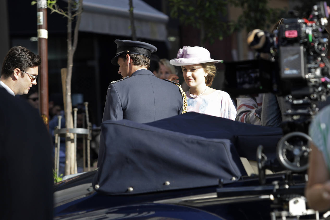 Fotos: El rodaje de &#039;The Crown&#039; por el centro de Málaga, en imágenes