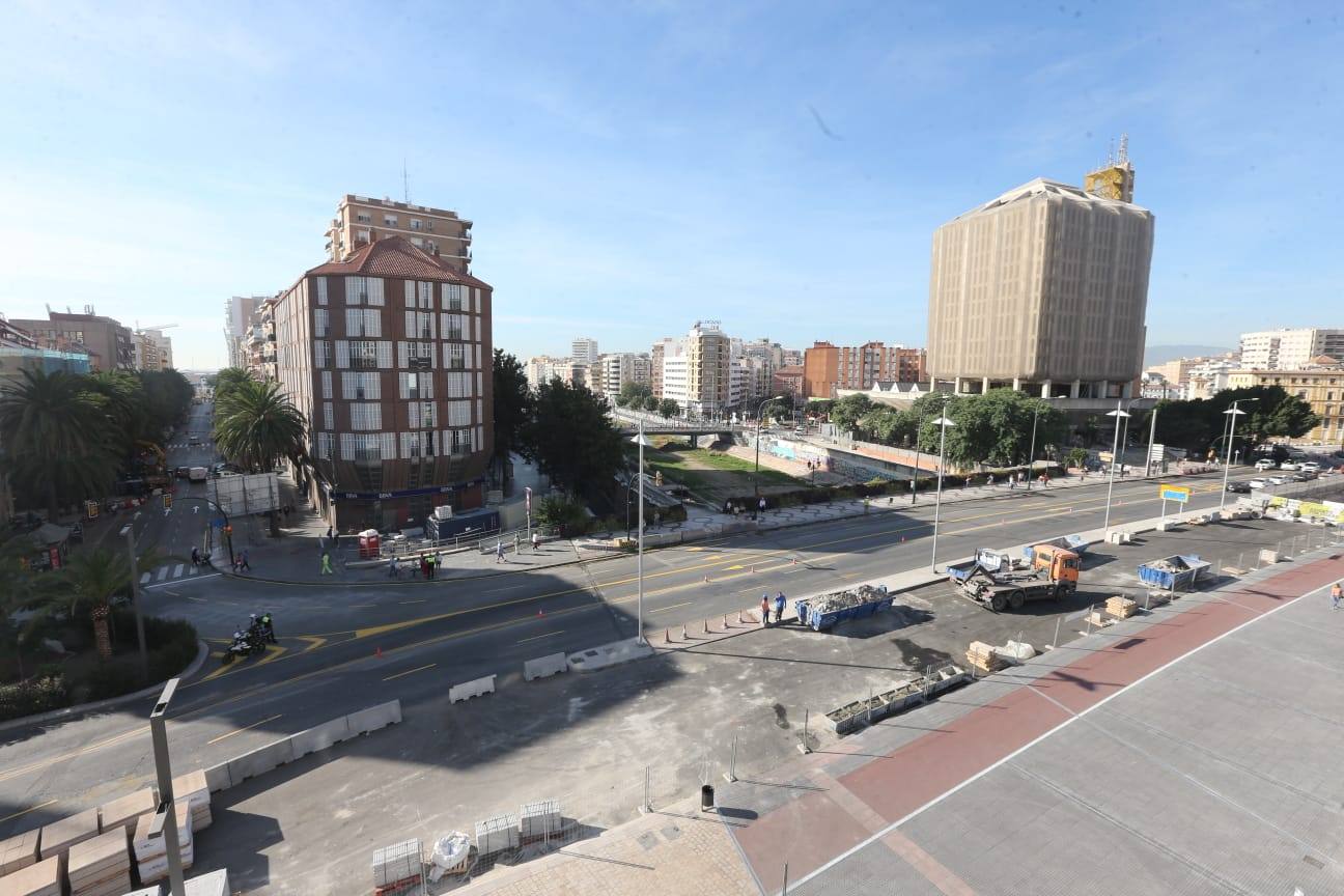 Los coches vuelven a circular en sentido sur por la Alameda de Colón