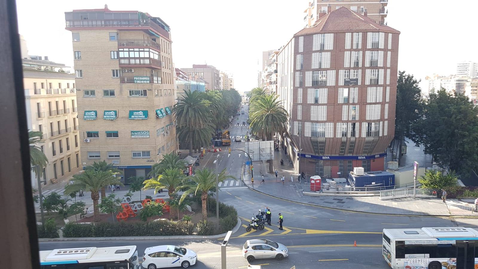 Los coches vuelven a circular en sentido sur por la Alameda de Colón