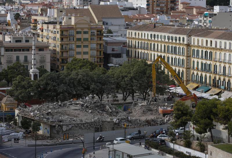 En su derribo se han afanado durante los últimos días los operarios de la empresa Construcciones y Desmontes Ribera Navarra