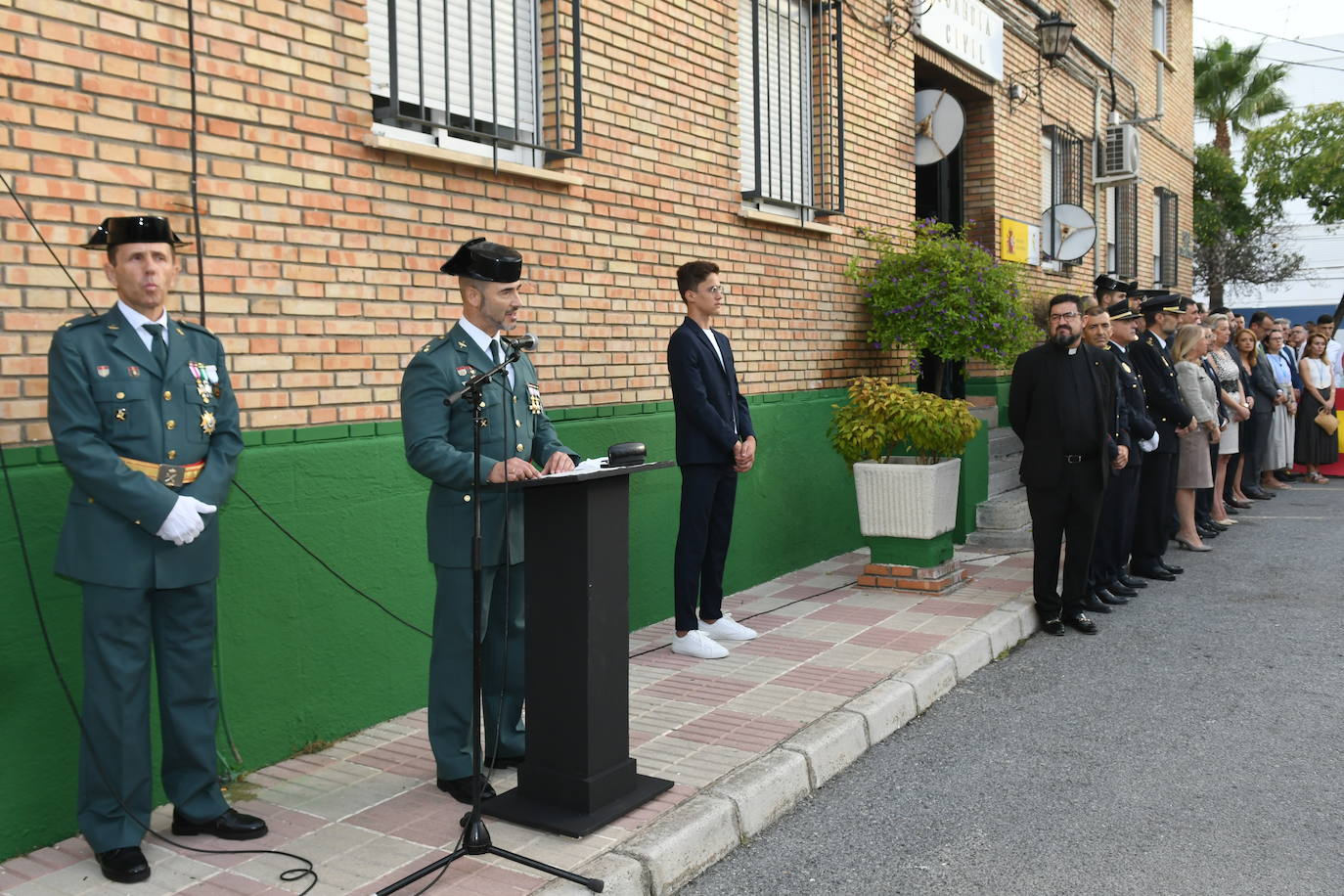 La alcaldesa, Ángeles Muñoz, asiste al acto institucional con motivo de la Festividad del Pilar. 