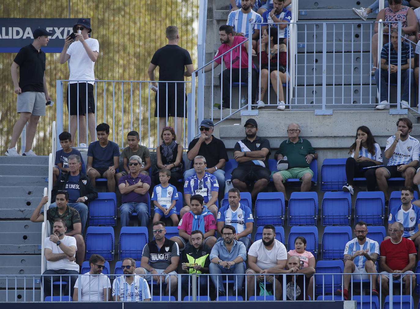 Los aficionados apoyan en La Rosaleda al equipo pese a que volvió a perder