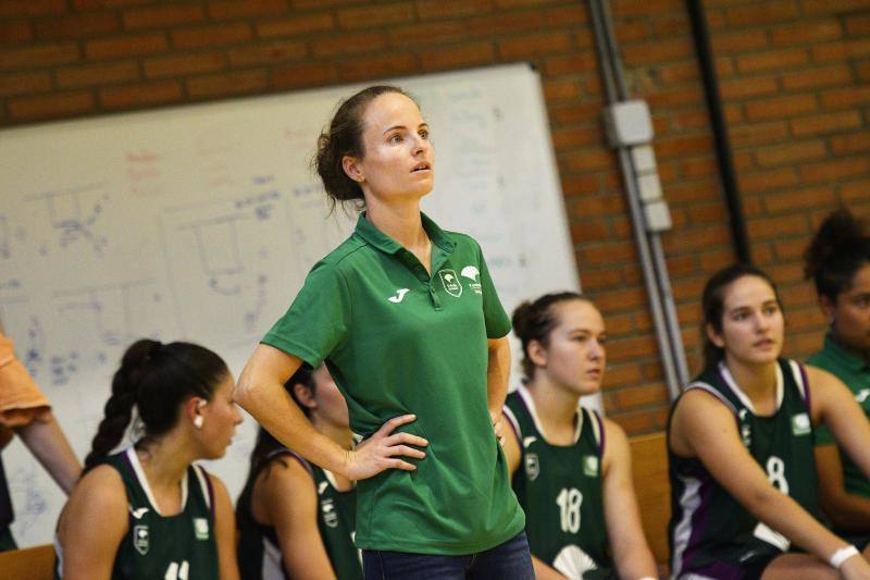 El Unicaja pierde en su estreno en Liga Femenina 2. 