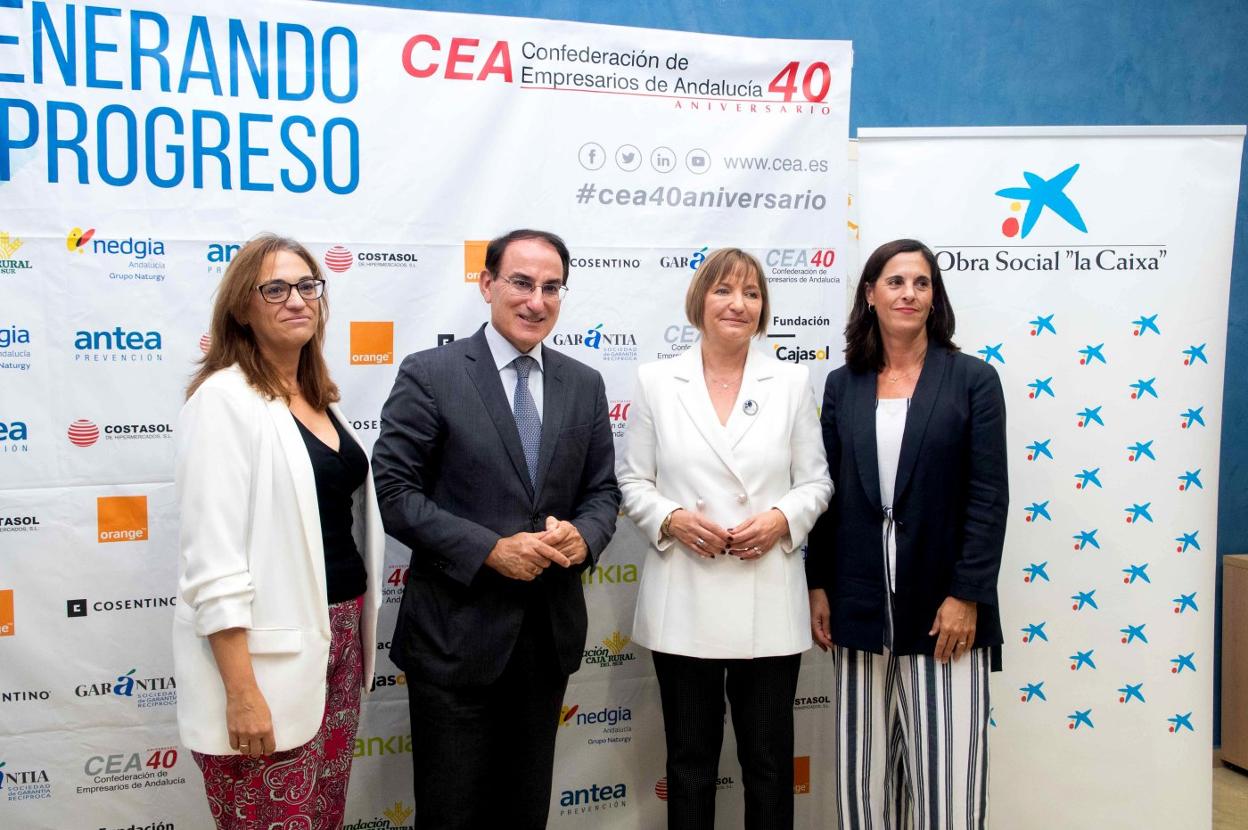 González de Lara(CEA) y María Jesús Catalá (Caixabank) ayer.