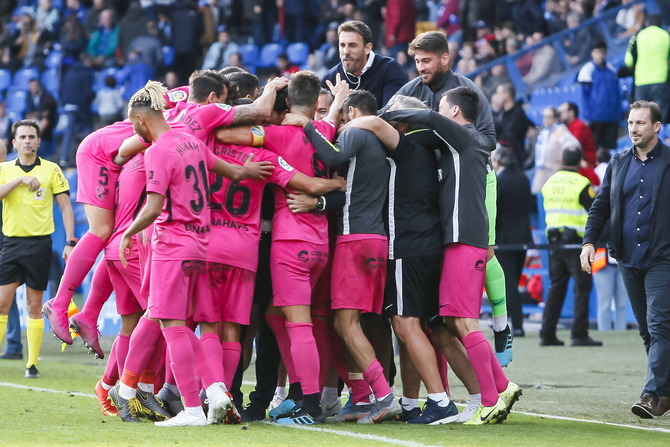 Las mejores imágenes de la victoria del Málaga en Riazor 