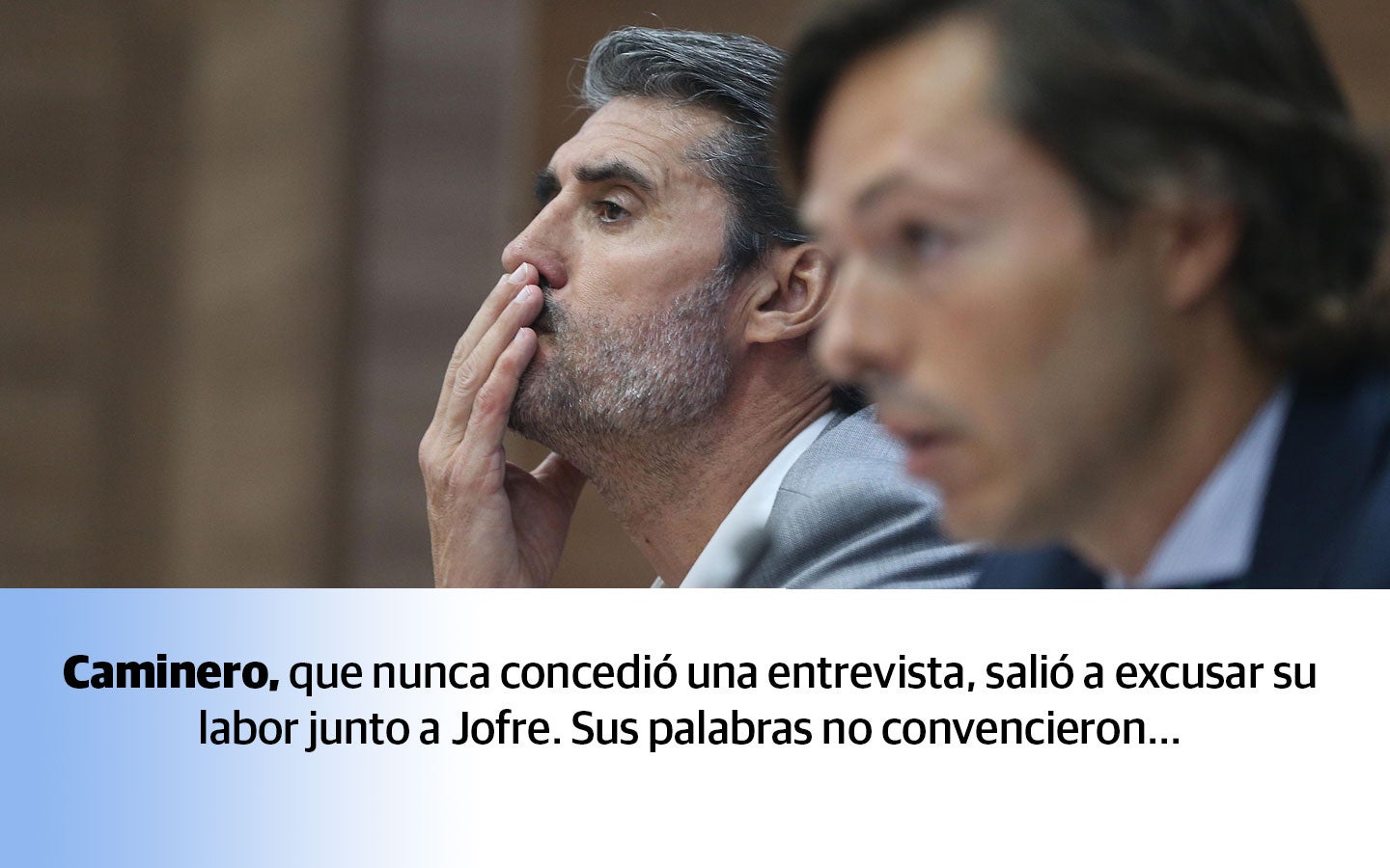 Resumen en imágenes del paso por el club blanquiazul del ya exdirector deportivo, José Luis Pérez Caminero. Fracasó en la misión de devolver al equipo a Primera y sus últimas semanas quedó al margen de las decisiones del club. Sin poder, y sin confianza del jeque, fue despedido tras la victoria del equipo ante el Deportivo.