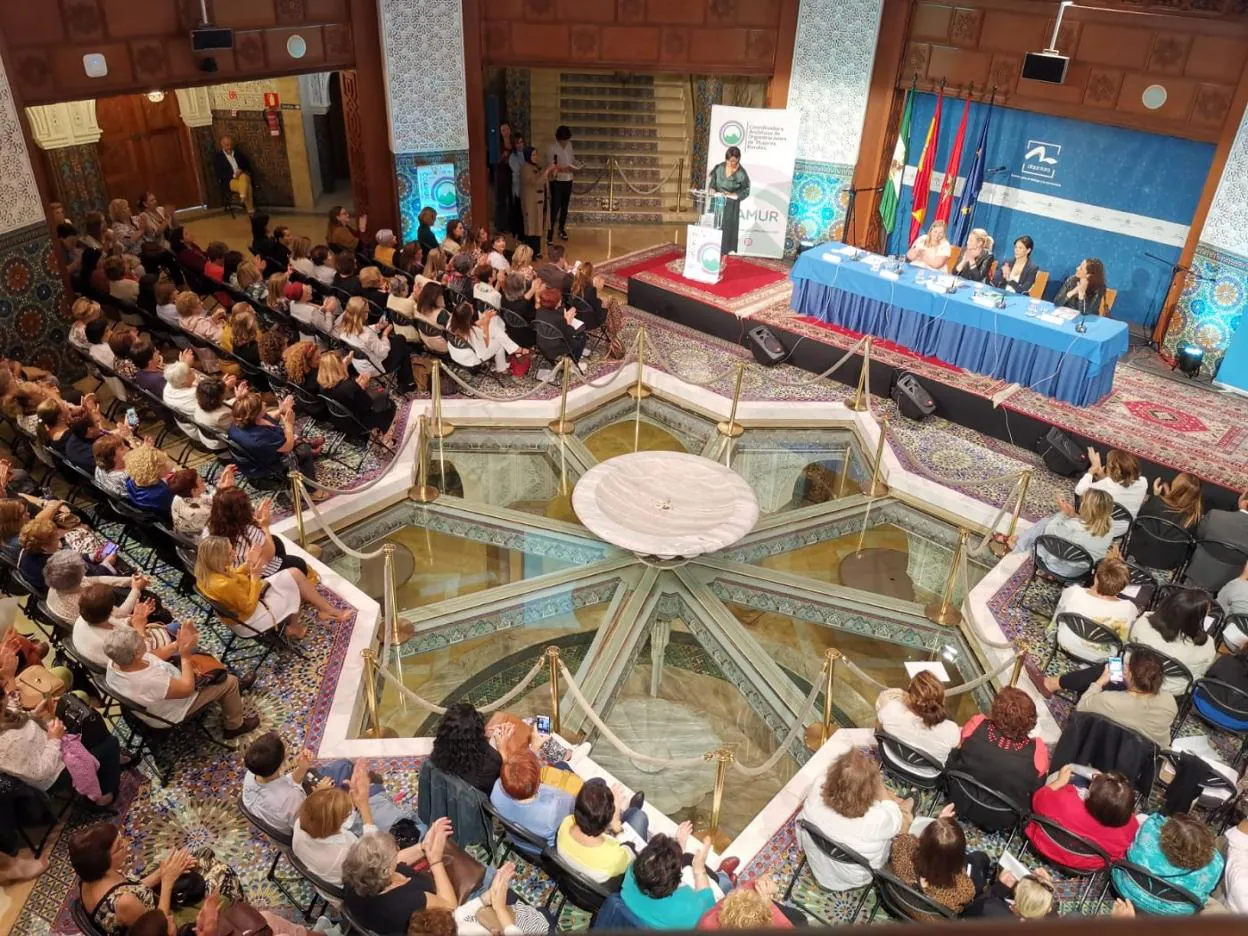 Presentación de la coordinadora en la Fundación Tres Culturas.