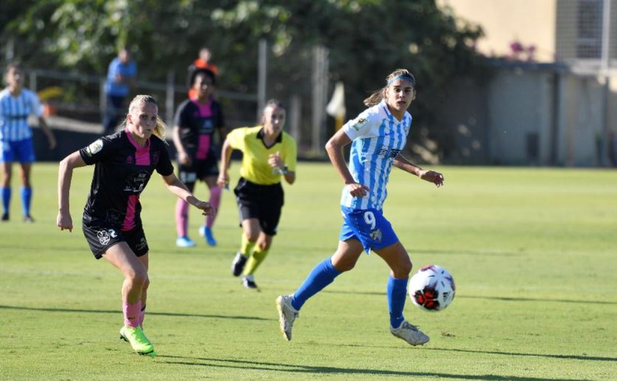 Carol, en un partido con el Málaga en casa.