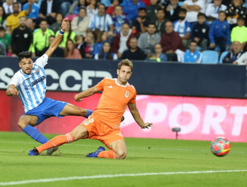 Fotos: Las mejores imágenes del Málaga - Real Oviedo