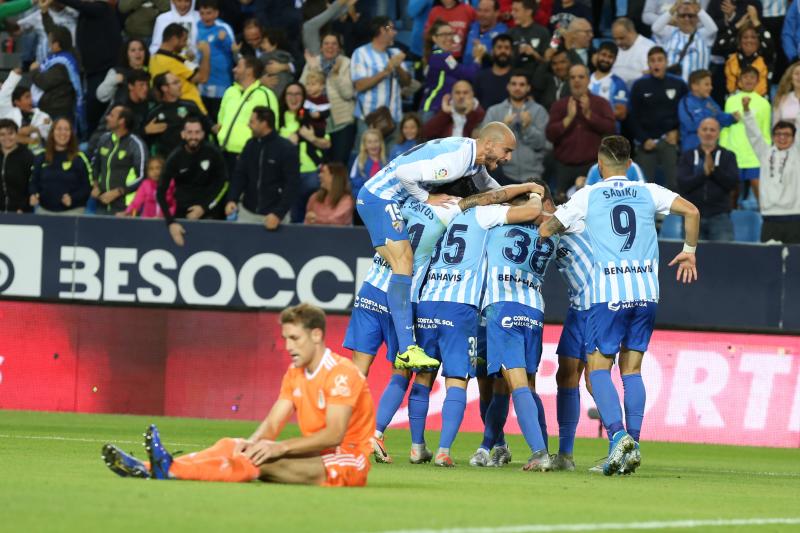 Fotos: Las mejores imágenes del Málaga - Real Oviedo