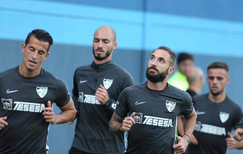 Sesión de trabajo del Málaga tras su victoria ante el Oviedo. 