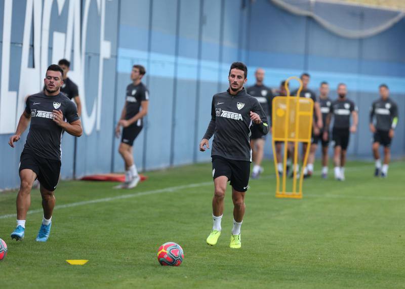 Sesión de trabajo del Málaga tras su victoria ante el Oviedo. 