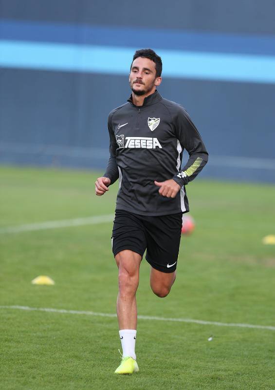 Sesión de trabajo del Málaga tras su victoria ante el Oviedo. 