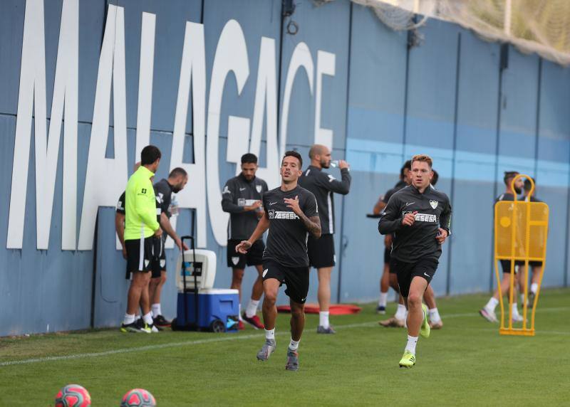 Sesión de trabajo del Málaga tras su victoria ante el Oviedo. 