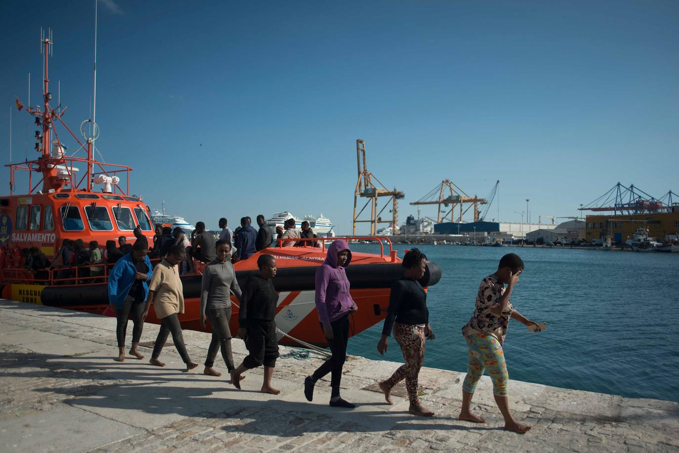 Uno de los migrantes que llegaron al puerto malagueño 