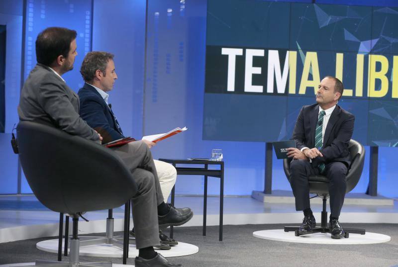 Ignacio López (PSOE), Guillermo Díaz (Cs), Pablo Montesinos (PP), Alberto Garzón (Unidas Podemos) y Patricia Rueda (Vox) participan en un debate de SUR y 101TV