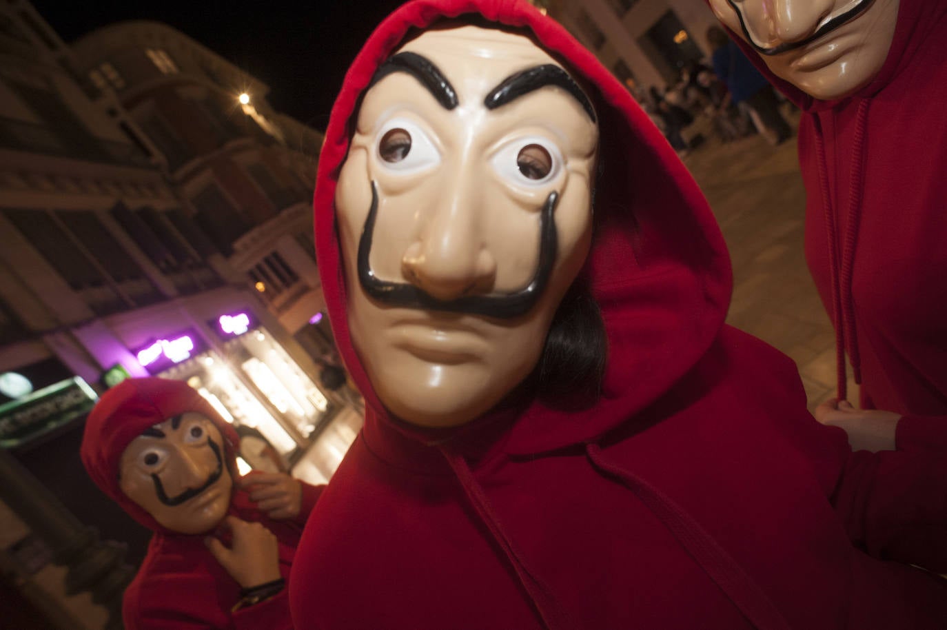 Disfraces para la Noche de Brujas en la calle Larios