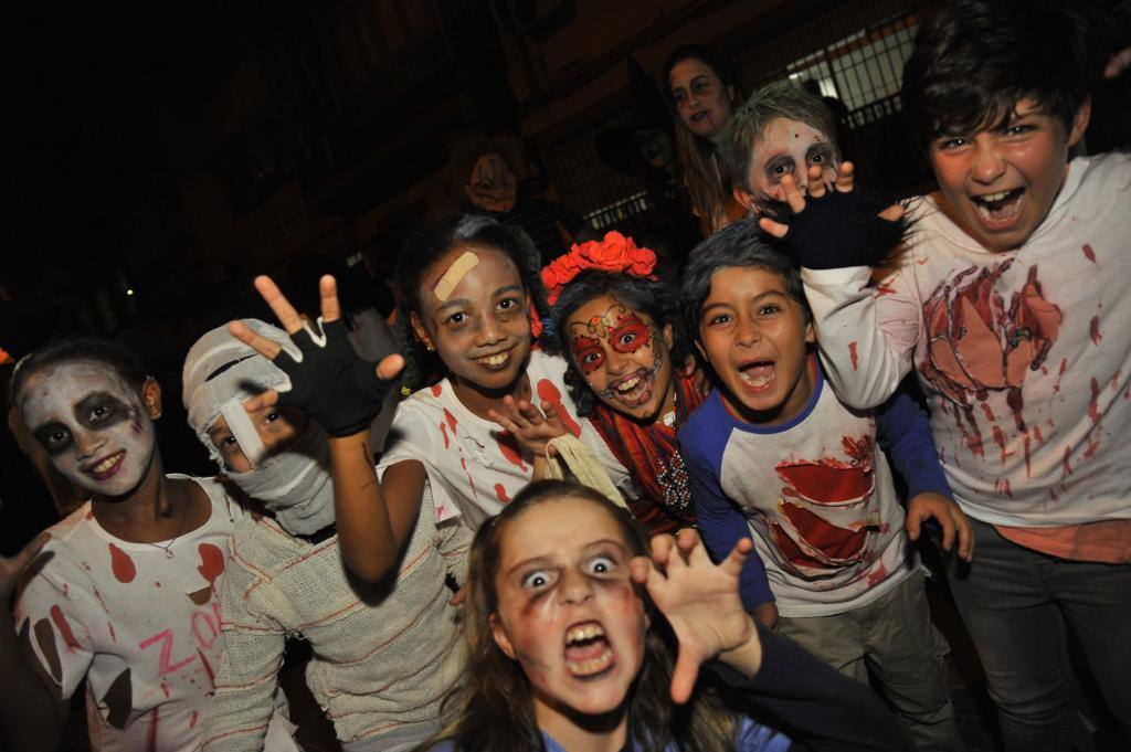 Niños de Cruz de Humilladero, en los actos de la noche de Halloween 