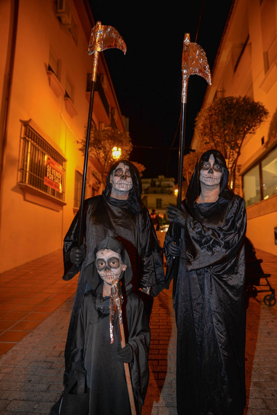 La terrorífica noche de Halloween en las calles de Marbella 