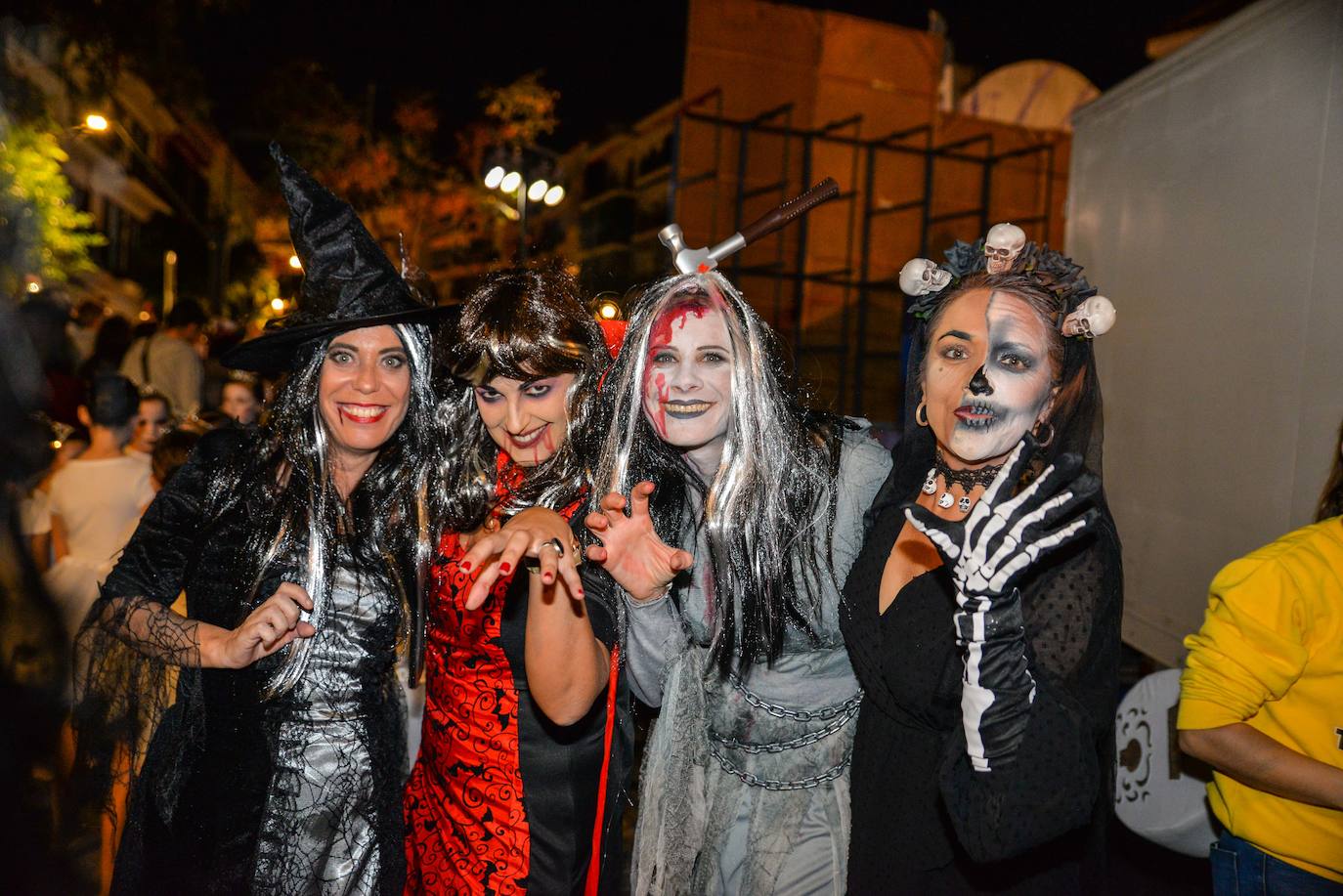 La terrorífica noche de Halloween en las calles de Marbella 