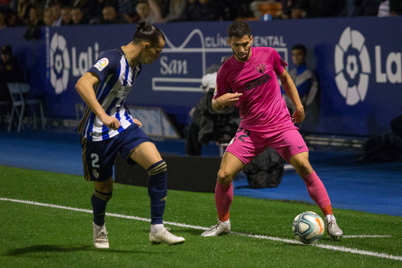 El Málaga pierde con la Ponferradina. 