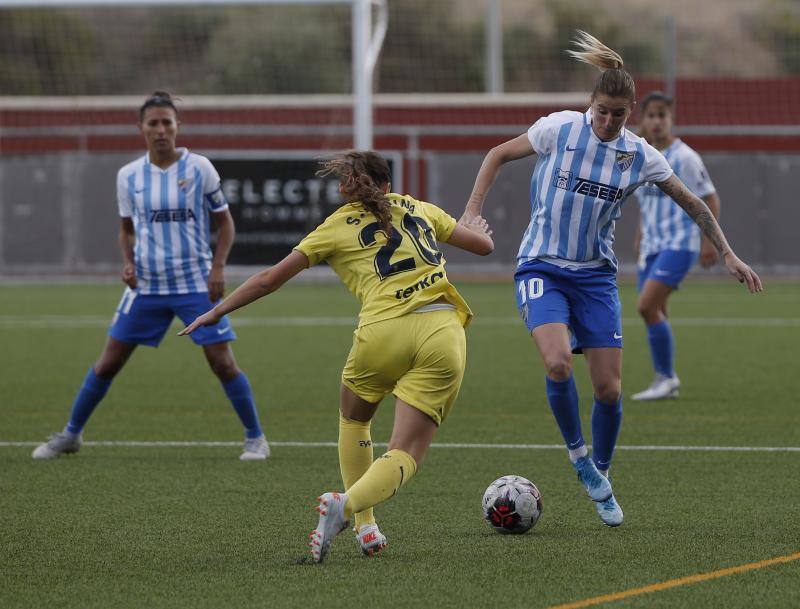 El Málaga gana al Villarreal (2-1). 