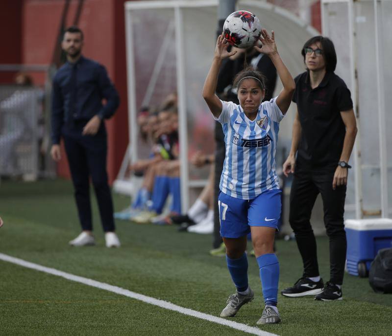 El Málaga gana al Villarreal (2-1). 