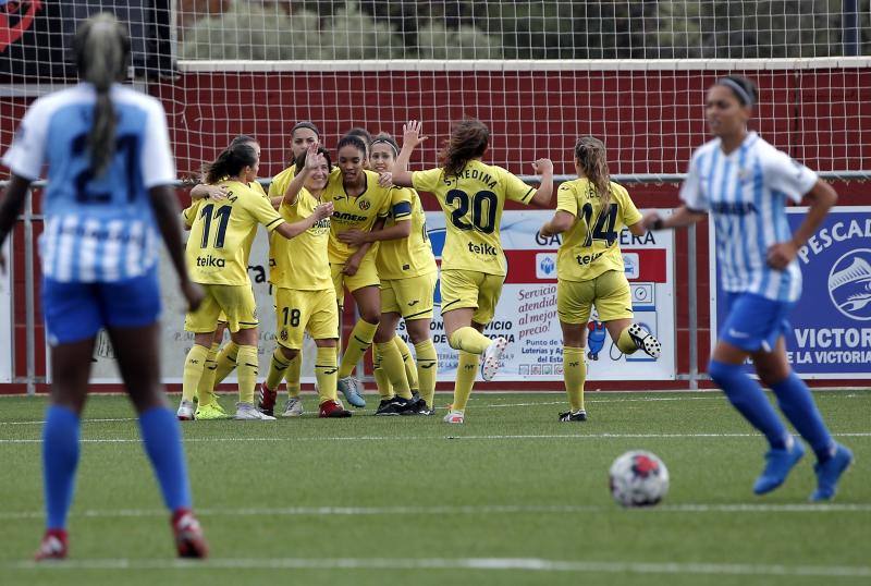 El Málaga gana al Villarreal (2-1). 