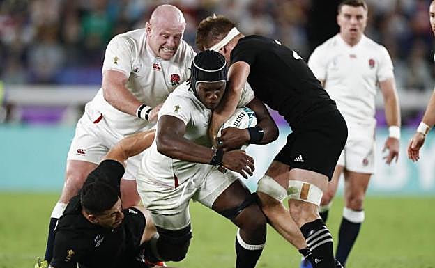 Maro Itoje (Inglaterra) Segunda línea