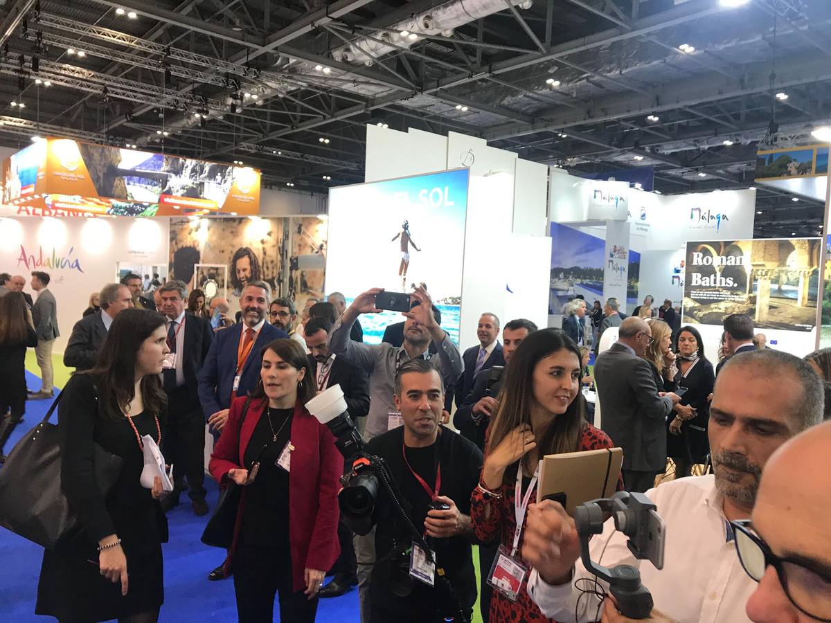 La World Travel Market abre sus puertas. En su 40 edición se convierte en la cita más importante de su historia para la industria del turismo, que encara una cuenta atrás, que se eterniza, para acabar con la incertidumbre de un inminente e inevitable 'Brexit'.