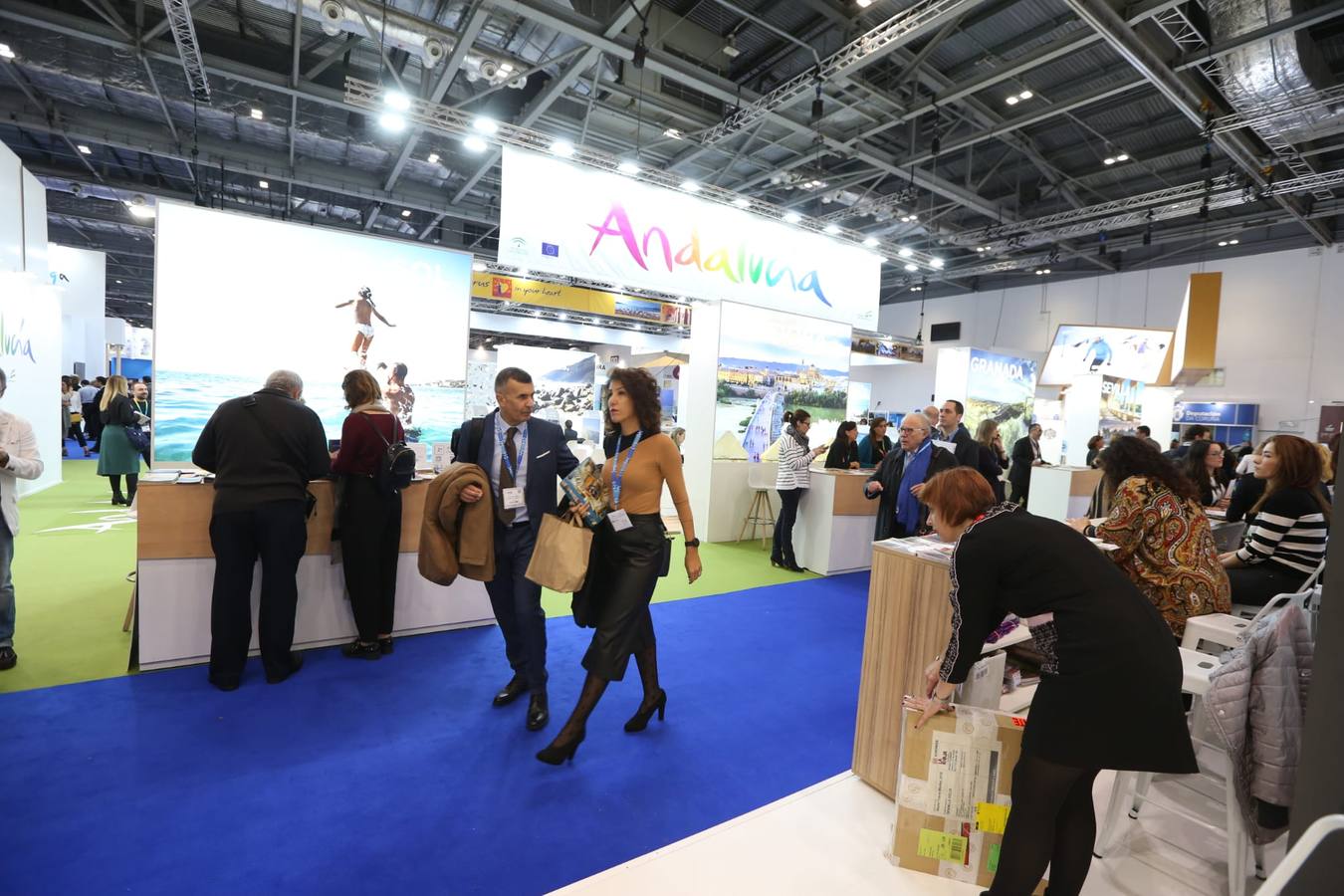 La World Travel Market abre sus puertas. En su 40 edición se convierte en la cita más importante de su historia para la industria del turismo, que encara una cuenta atrás, que se eterniza, para acabar con la incertidumbre de un inminente e inevitable 'Brexit'.