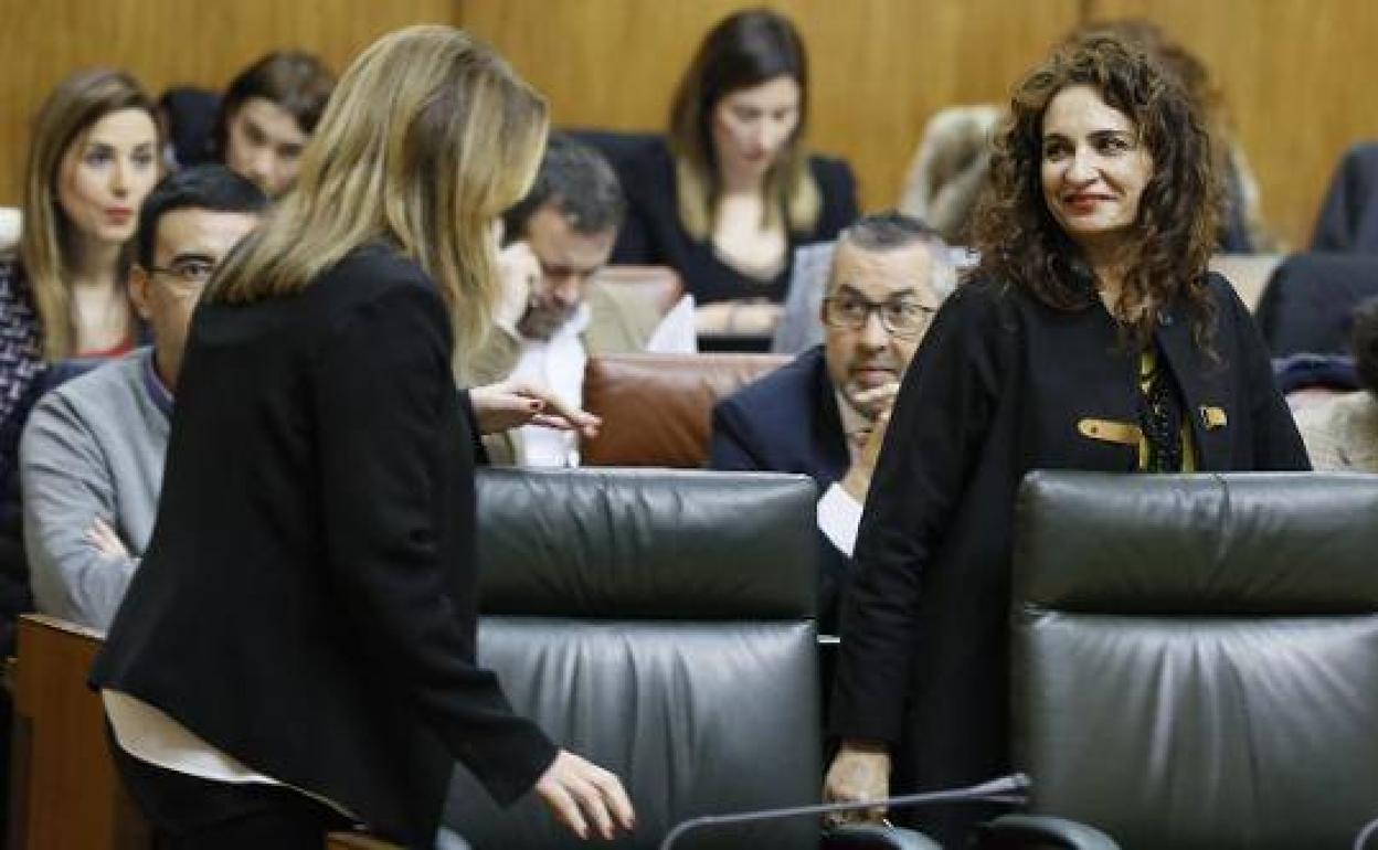 Montero y Díaz esquivan comparecer en la comisión de la tarjeta del prostíbulo