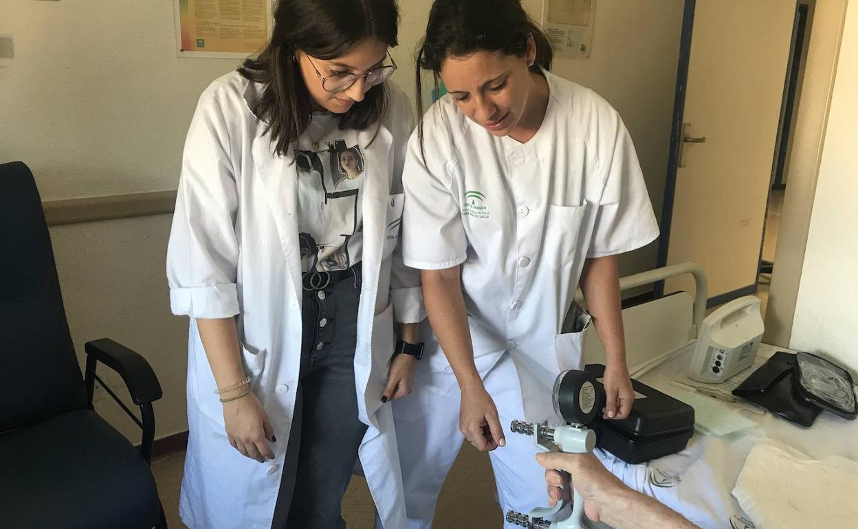 El Hospital Regional estudia cómo prevenir y mejorar la desnutrición que sufren enfermos de cáncer | Diario Sur