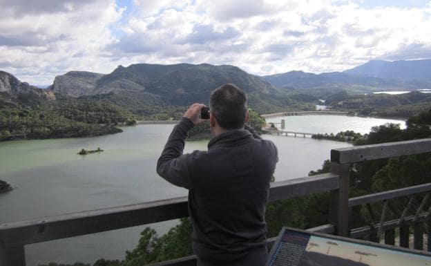 Vistas desde el mirador de los Tres Embalses.