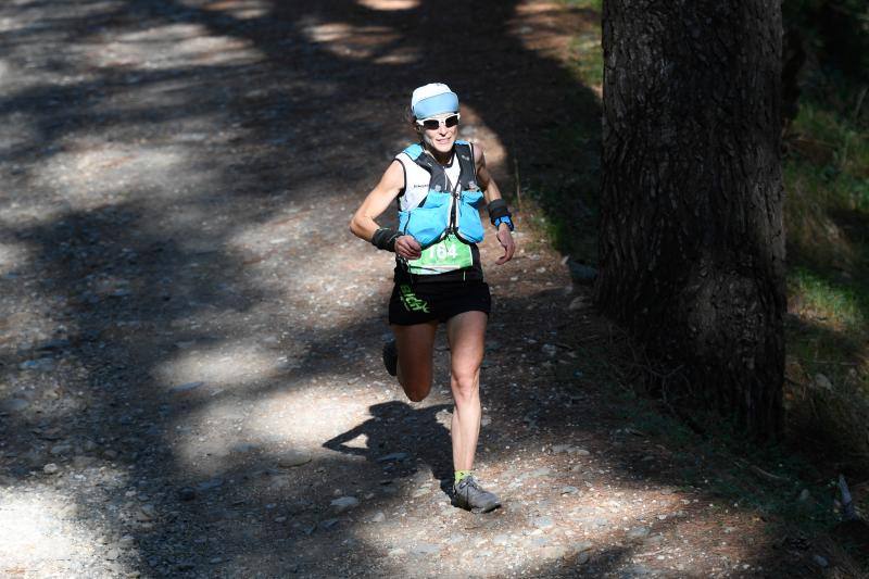 Imágenes de la 18ª edición del mítico recorrido por la sierra alhaurina donde han participado un total de 1.450 corredores 