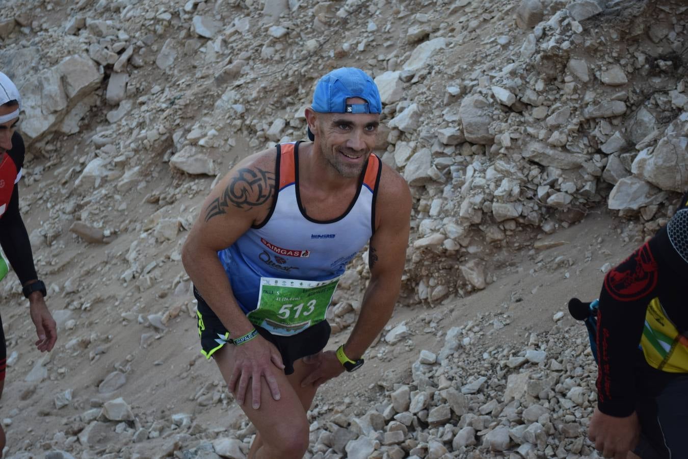 Imágenes de la 18ª edición del mítico recorrido por la sierra alhaurina donde han participado un total de 1.450 corredores 