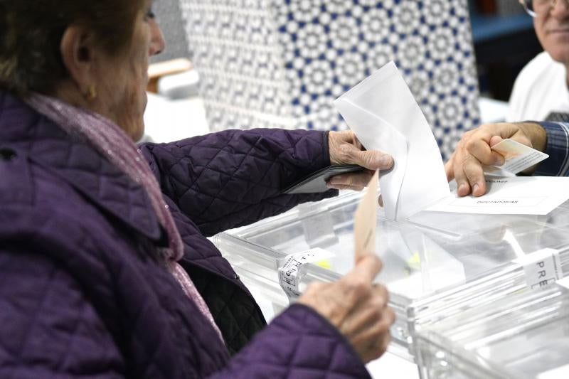 Repaso en imágenes de la jornada electoral del 10N