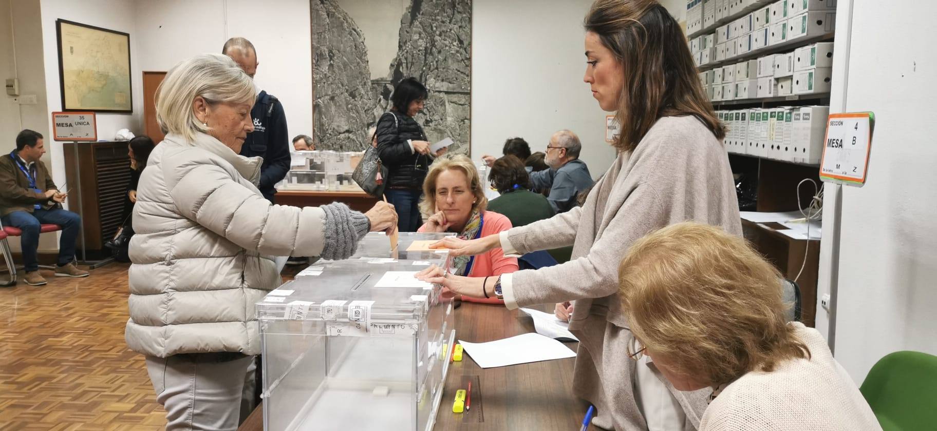 Repaso en imágenes de la jornada electoral del 10N