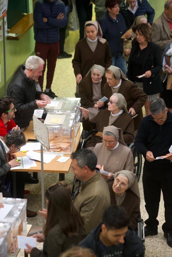 Repaso en imágenes de la jornada electoral del 10N