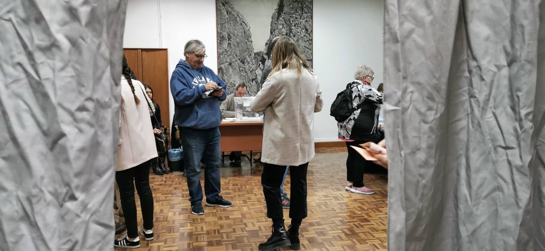 Repaso en imágenes de la jornada electoral del 10N