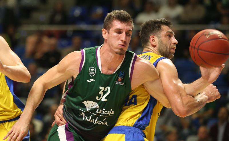 El Unicaja se mostró muy superior al conjunto polaco 